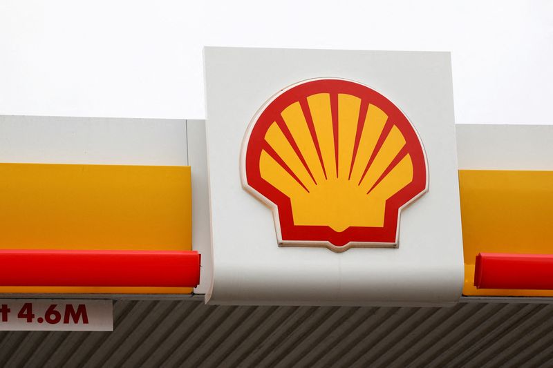 Shell’s third-quarter refining margins drop sharply