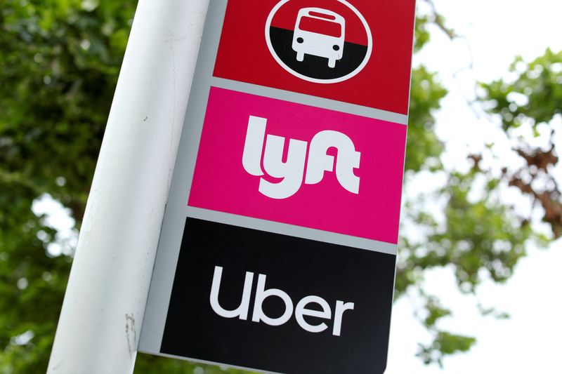 US Supreme Court denies Uber, Lyft bid to avoid California driver suits