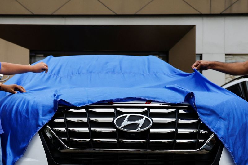 Hyundai prices $3 billion India IPO at 1,865-1,960 rupees per share