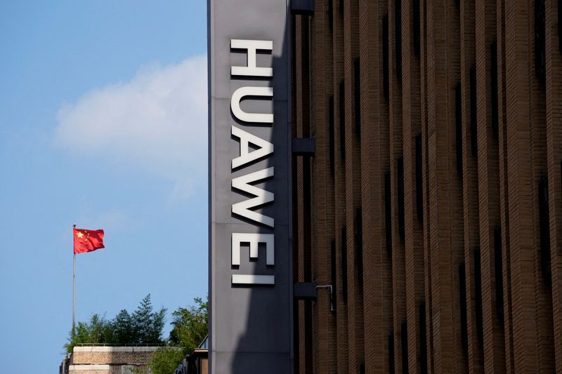 Exclusive-Huawei aims to mass-produce newest AI chip in early 2025, despite US curbs, sources say