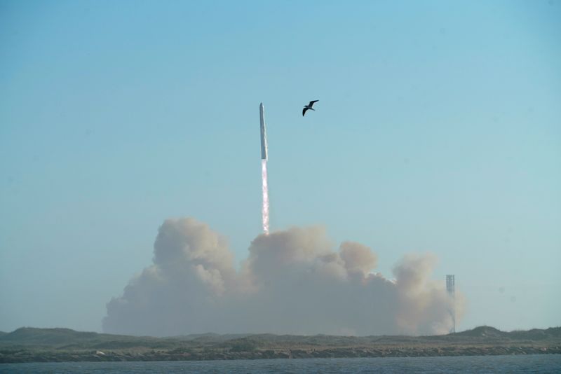 US FAA probes reports of SpaceX rocket debris landing in Turks and Caicos