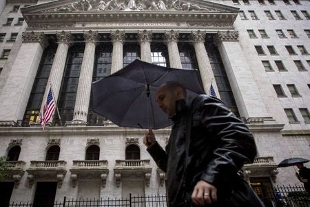 U.S. stocks lower at close of trade; Dow Jones Industrial Average down 0.32%